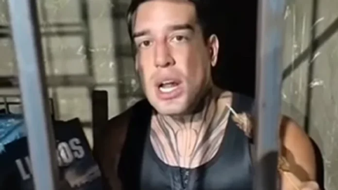 Francesco Canatta conocido como Masivo Bro está recluido en el calabozo de la Comisaría tercera central de Luque.Foto: Captura de video. Francesco Canatta conocido como Masivo Bro está recluido en el calabozo de la Comisaría tercera central de Luque.Foto: Captura de video.