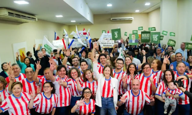 Soledad Núñez junto a los candidatos a concejales.Foto: Gentileza.