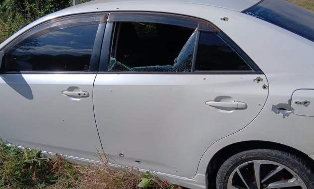 El automóvil en el que viajaba la víctima del presunto caso de gatillo fácil. Foto: Gentileza