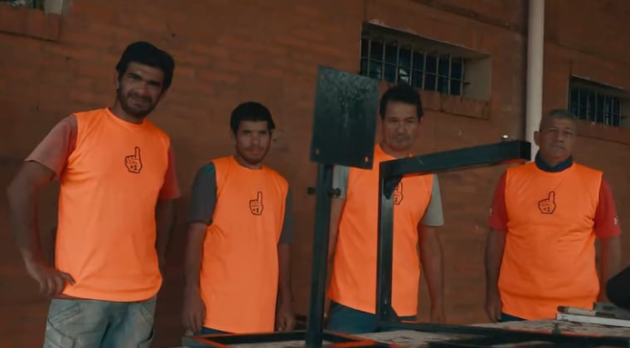 La fabricación estará a cargo de reos capacitados en los talleres laborales del Ministerio de Justicia. Foto: Gentileza.