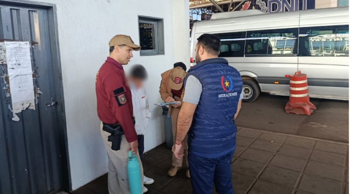 Impiden salida del país de tres niños sin autorización legal en operativo en la frontera Impiden salida del país de tres niños sin autorización legal en operativo en la frontera