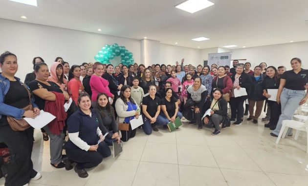 Unas 80 lideresas comunitarias de Itauguá y Capiatá participaron de una capacitación sobre la campaña “Lazo Verde”, enfocada en la prevención de la violencia y la promoción del buen trato hacia niños, niñas y adolescentes.