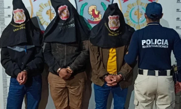 Los detenidos son Wilfrido Venancio Cabañas Ferreira, Carlos Alexis Ríos Florentín y Pablo Ramón Rodríguez Ruiz.Foto: Gentileza.