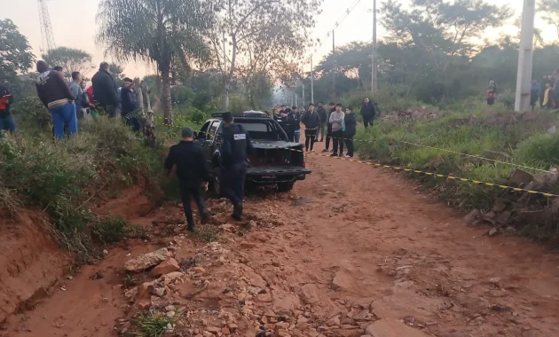 El hecho sucedió sobre una calle vecinal ubicada a unos 100 metros de la ruta principal Defensores del Chaco, en la compañía Costa Alegre de Ypané.Foto: Gentileza.