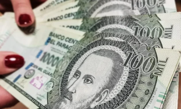 El reajuste del salario mínimo está vigente desde el 1 de julio del 2026. Foto: Archivo.
