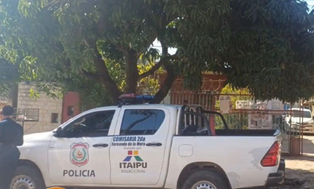 La mujer fue hallada sin vida en el interior de un inquilinato ubicado en las calles Tacuary y Humaitá, Zona Norte de Fernando de la Mora.Foto: Captura NPY.