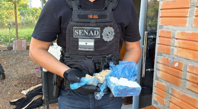 El “patrón” y su depósito de drogas en Villarrica: incautaron 4.000 dosis de cocaína y crack El “patrón” y su depósito de drogas en Villarrica: incautaron 4.000 dosis de cocaína y crack