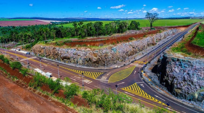 El proyecto contempla la pavimentación de 154 kilómetros de rutas. Foto: Archivo. El proyecto contempla la pavimentación de 154 kilómetros de rutas. Foto: Archivo.