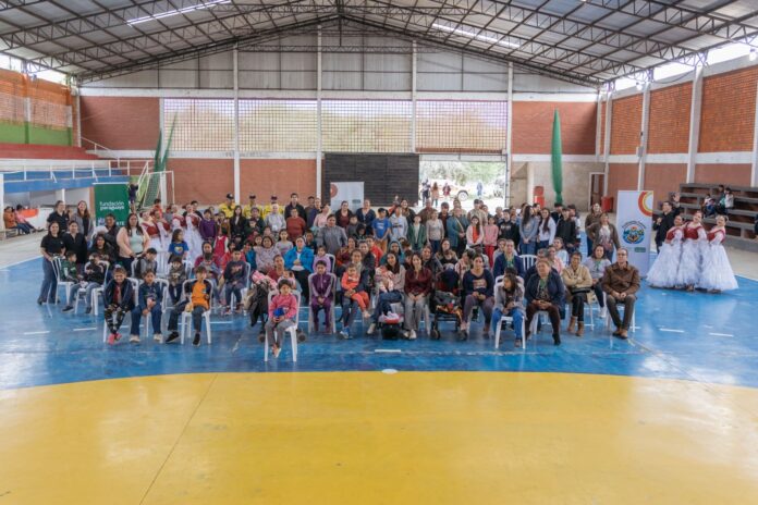 Fundación Paraguaya y Cultivando Futuro unen esfuerzos para acercar nuevas oportunidades de desarrollo a unas 300 familias de José Falcón, mediante la metodología del Semáforo de Eliminación de Pobreza, con una expansión prevista a 900 familias.