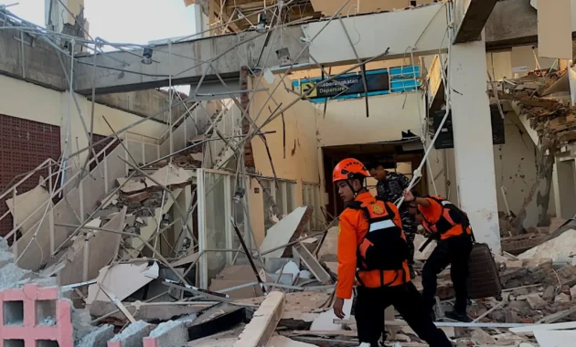 Secuelas del terremoto en Indonesia.Foto: EFE.