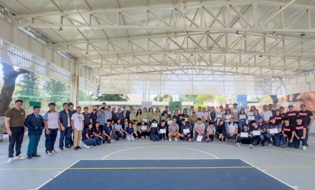 Estudiantes de 14 a 19 años competirán el 5 de septiembre con soluciones tecnológicas orientadas a resolver problemas reales de pequeños emprendimientos, promoviendo la innovación, el trabajo en equipo y la creación de impacto social y económico.