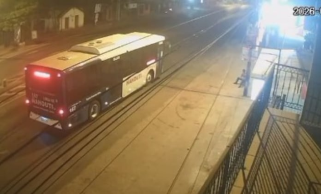 El hecho se registró sobre la ruta PY02. Foto: Captura.