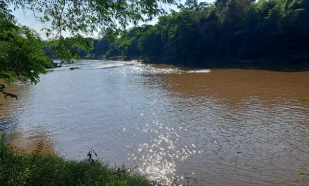 El niño de 12 años fue arrastrado por las fuerzas del agua cuando se bañaba en el río Aquidabán.Foto: Gentileza.