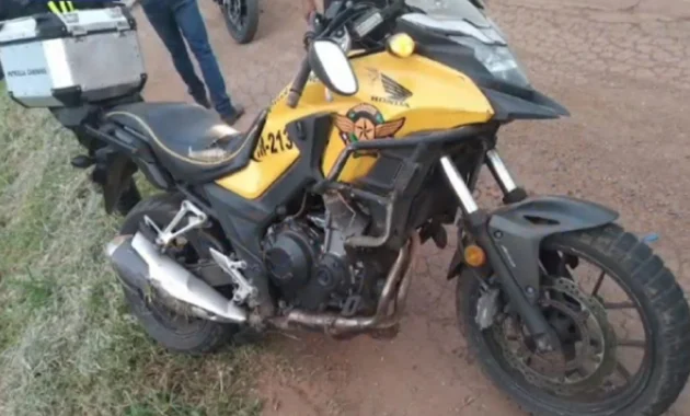 El agente estaba en su motocicleta cuando sufrió el accidente. Las circunstancias no están claras para sus familiares.Foto: NPY.